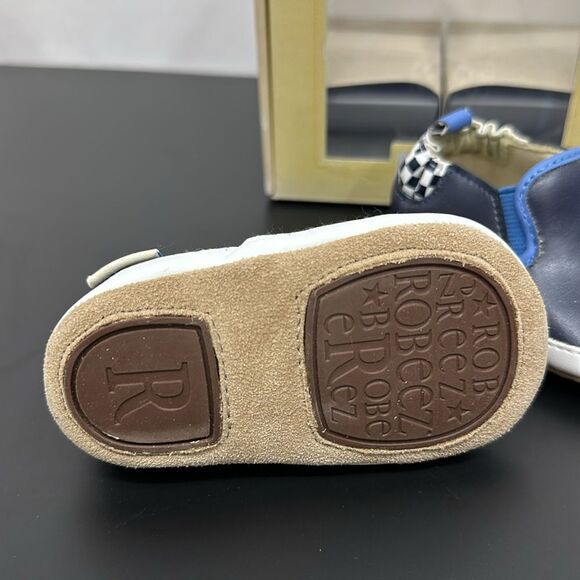 Brand new Robeez boys sz 3-6 months - Picture 3 of 4